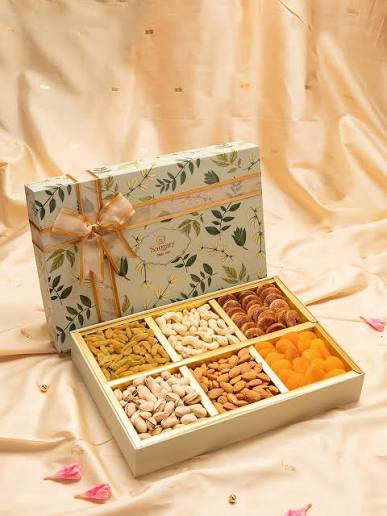 6 Dryfruit Boxes